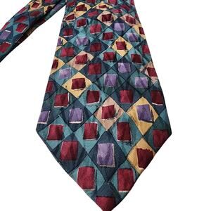 Saks Fifth Avenue Tie Mens Necktie 100% Silk Geometric USA Vintage 3.75" x 57"